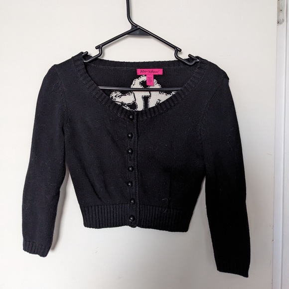 Vintage Betsey Johnson black skull sweater size small - Picture 2 of 3